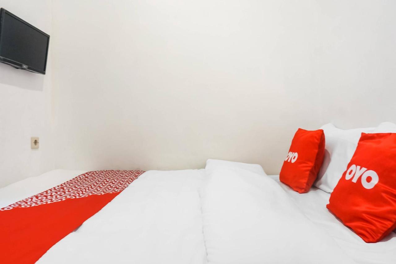 Super Oyo 91074 Stariez Senen Syariah Hotel Jakarta Exterior photo
